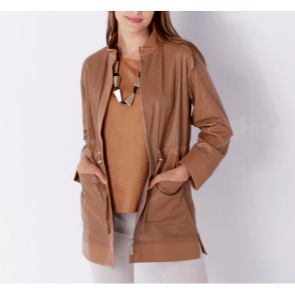 Jackets & Blazers - WYNNELayers Collection Vegan Leather Jacket‎ Womens M Perforated Camel Brown